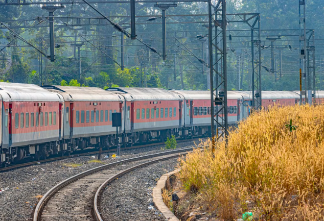 Railways Step Up Vigil as Heavy Rain Hits Odisha, Vaishnaw Prioritises Passenger Safety